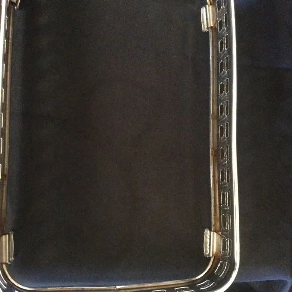 Vintage Pyrex casserole glass dish in serving tray - Picture 9 of 15